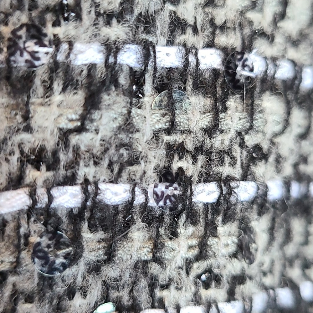 CHANEL 06A Tweed Dress w/Sequins [size 42] - Picture 4 of 12